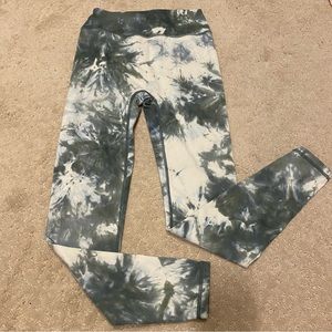 G/Athletica tye dyed green and white ruched balance legging size small